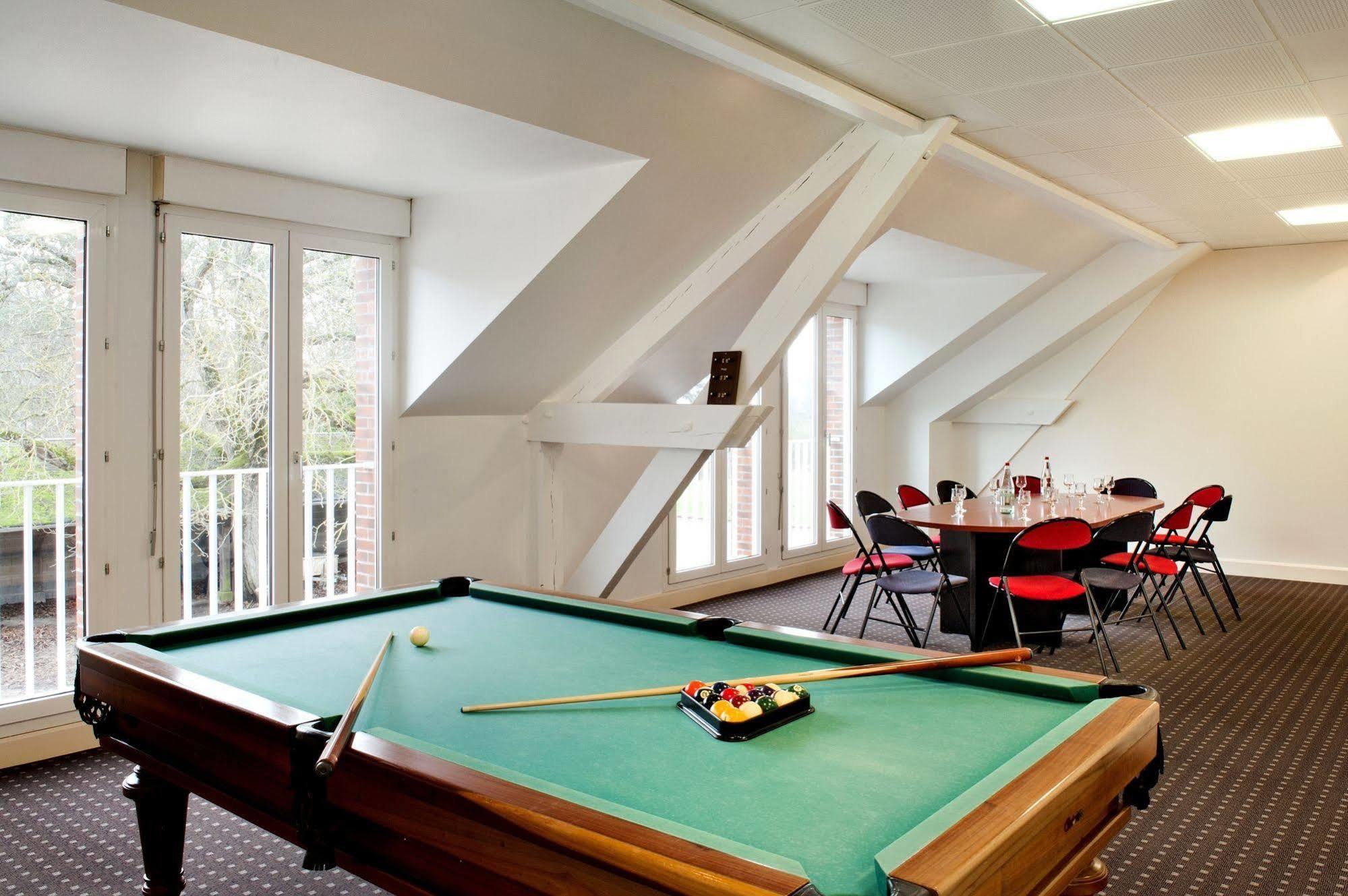 Logis Hotel Restaurant Du Labrador Saint-Benoît-sur-Loire Exteriér fotografie